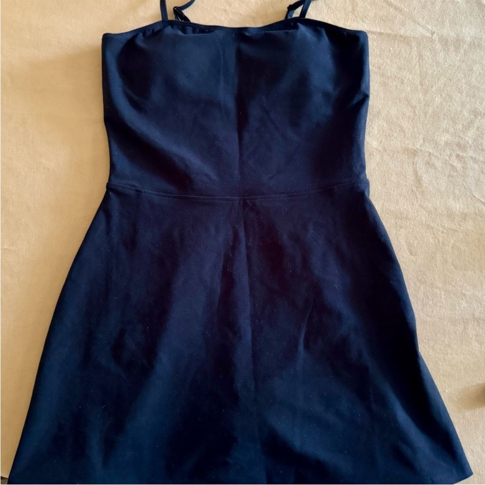New Alo tennis dress w/o tags - Picture 5 of 12